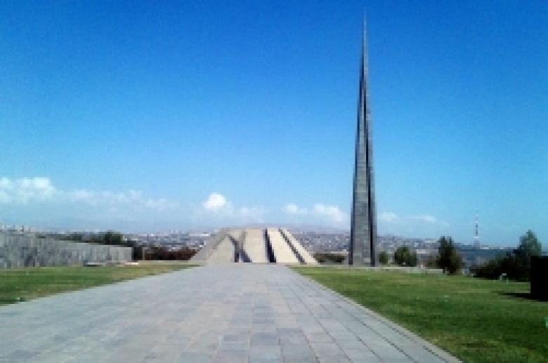 Հայոց մեծ եղեռնի զոհերի հիշատակի օրվա միջոցառումներով պայմանավորված` ապրիլի 23-ին և 24-ին Երևան քաղաքի մի շարք փողոցներում կդադարեցվի տրանսպորտային միջոցների երթևեկությունը